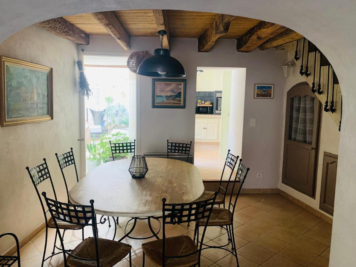 Maison De Village Provencal Vallabrègues Esterno foto